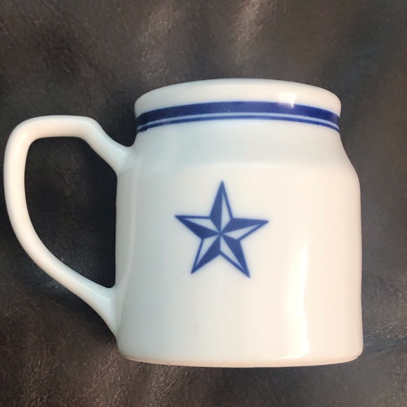 💙VTG Belle Et Bonne Farmhouse Style Pepper Shaker - Picture 3 of 6